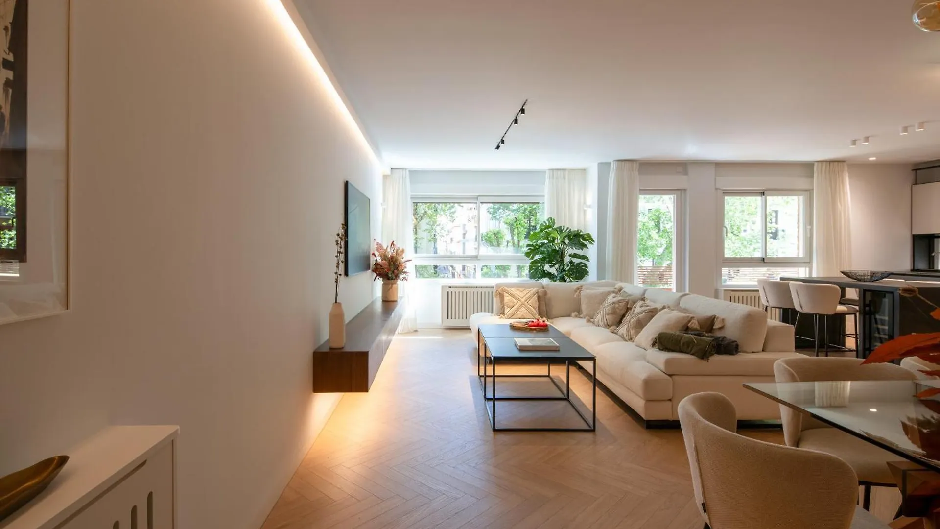 Carrera De La Virgen Boutique Apartments غرناطة 0*,