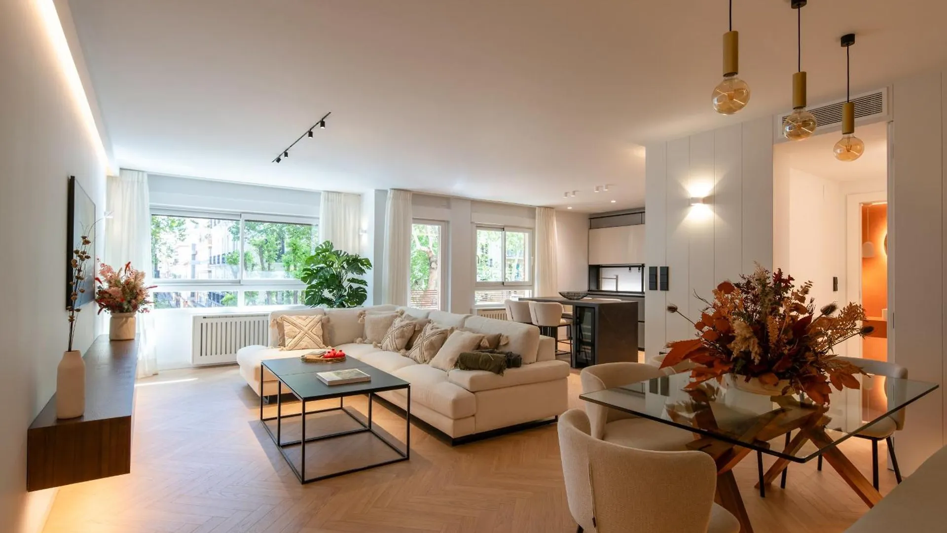 Carrera De La Virgen Boutique Apartments location
