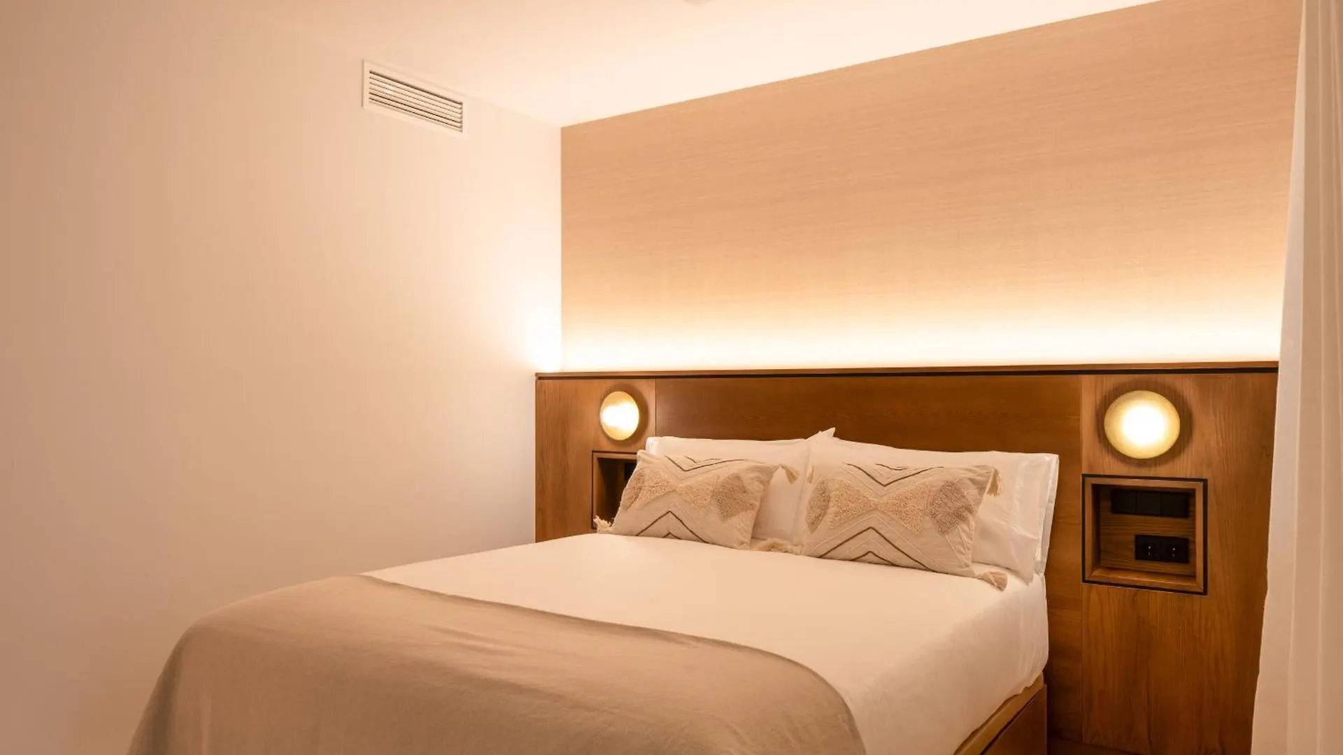Carrera De La Virgen Boutique Apartments グラナダ